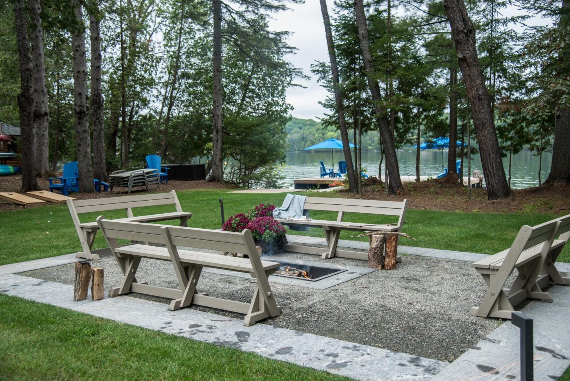 Haliburton Post House Hotel Minden Buitenkant foto